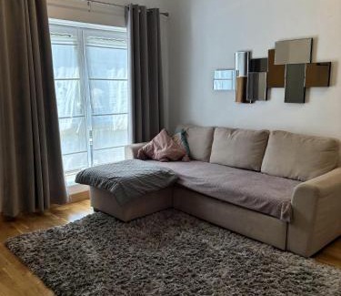 Stratford and New Town Apartment | Not available