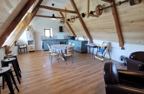 Salles-Courbaties House | Notre Moulin Vous Ouvre ses Portes Dans une Atmosphère Authentique