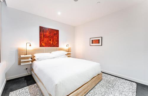 Port Melbourne Apartment | "Nott's Nook"- 1-Bed with Rooftop Views
