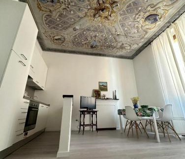 Varzi Apartment | Notte Tempo