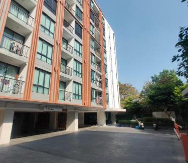 Bang Kho Laem Apartment | Notthing Hill Charoenkrung93 Condominium