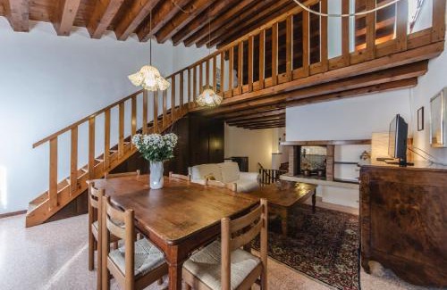 Noale House | Novalesi Red House