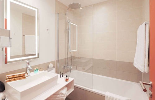 Annemasse Hotel | Novotel Annemasse Centre - Porte de Genève