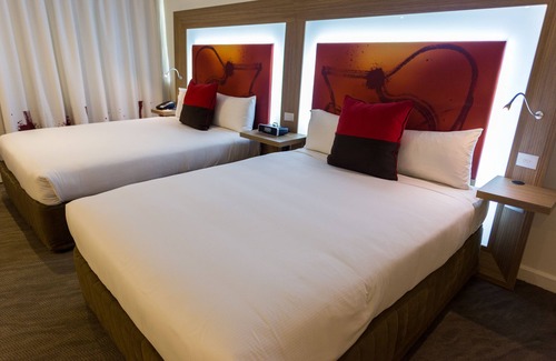 Rooty Hill Hotel | Novotel Sydney West HQ Hotel