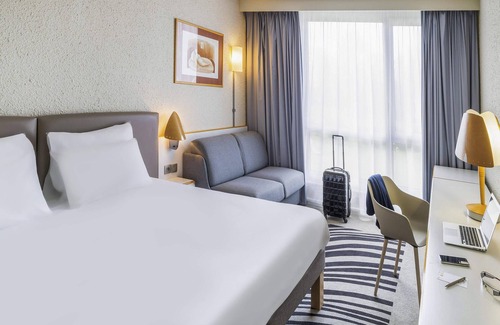Rouvignies Hotel | Novotel Valenciennes