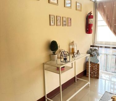 Ban Du Bed & Breakfast | NT House