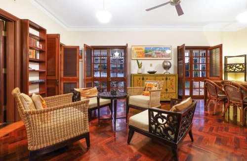 Darwin City Centre House | NT Tourism Award Winning Mandalay Luxury Stay