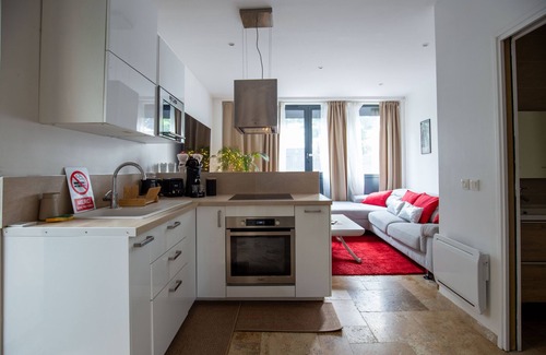 Villemomble Apartment | Nuit-parisienne : Superb, comfortable apartment with SPA and cinema screen
