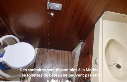 Deauville Boat Rental | Nuit romantique sur un bateau à Deauville
