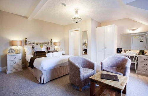 Tynemouth House | Number 61 Guest House and Tea Room