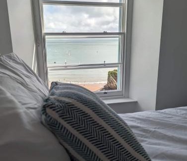 Tenby Apartment | Number 9 Croft House Tenby