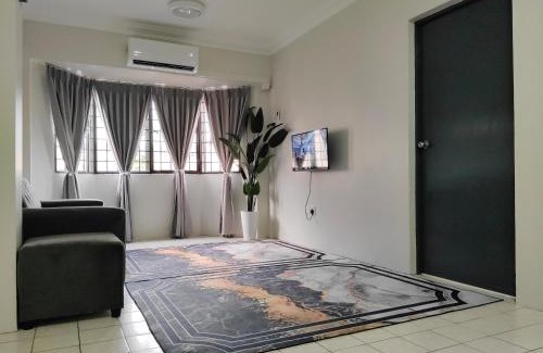 Sungai Buloh Apartment | Nur Homestay Permai Damansara Damai