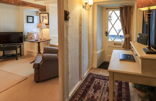 Hawkshead Cottage | NURSES COTTAGE, family friendly in Hawkshead