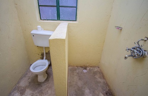 Iganga Hotel | NV Fort Lugard Resort Hotel