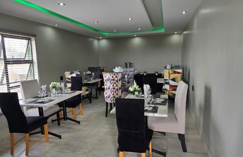 Bushbuckridge Hotel | Nyamankulu Guest Lodge