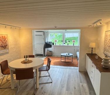 Bankeryd Apartment | Nyrenoverad 2-rummare 10 min från Jönköping