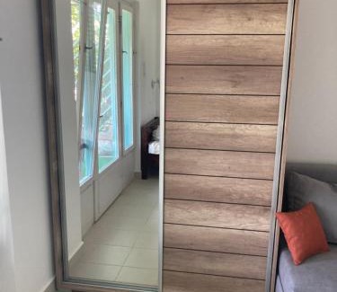 Orfu Apartment | Oázis Apartman