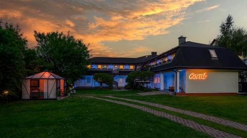 Wicie House | Ośrodek Wczasowy Coral nad morzem