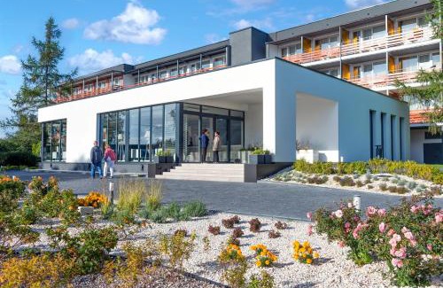 Dzwirzyno Resort | Ośrodek Wypoczynkowo-Rehabilitacyjny "Bryza"