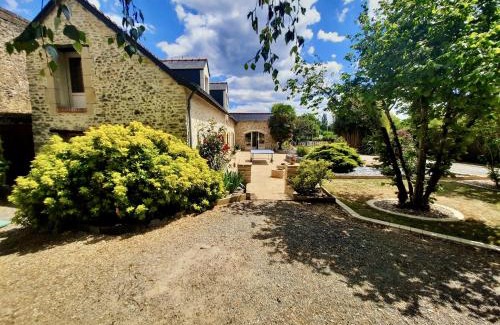 Huille House | O'gîte Bleu pour 14 personnes
