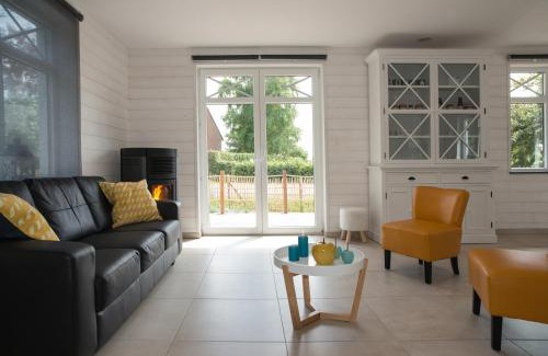 Bohon House | Ô Gris Cottage
