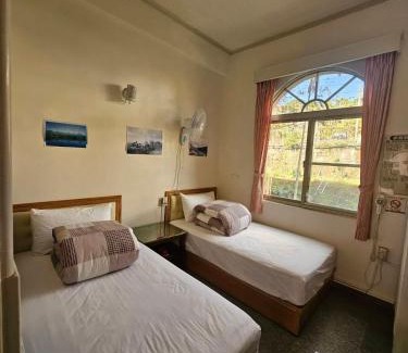 Rueili Village Hotel | O-Sun-Win Hotel