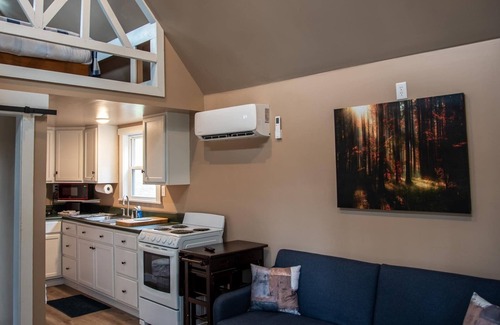 Coalmont Cottage | Oak Cabin at Ranger Creek