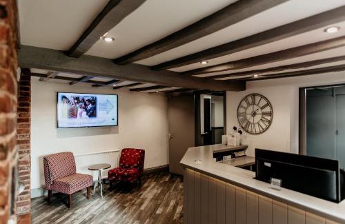 Cannock Hotel | Oak Farm Hotel