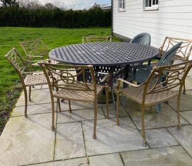 Southminster House | OAK LODGE