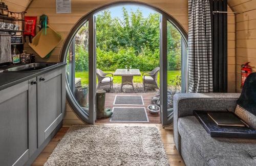 Crickhowell House | Oak Retreat - Uk46650