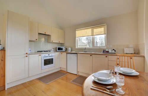 Attleborough House | Oak Tree Cottage - Two Bedroom House, Sleeps 3