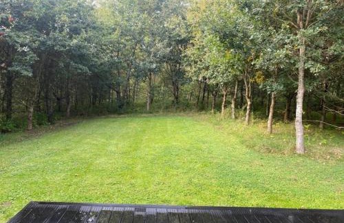 Denstone House | Oak Tree Lodge with Hot Tub near Alton Towers