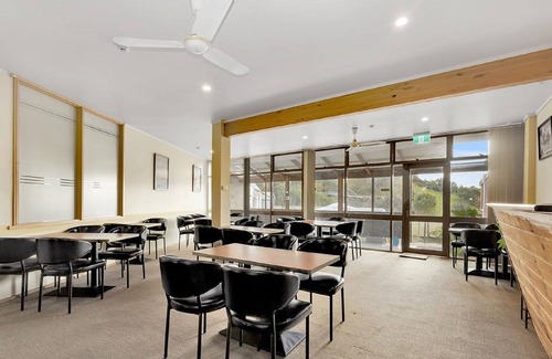 Burnie House | Oakleigh Guest House - Room 10