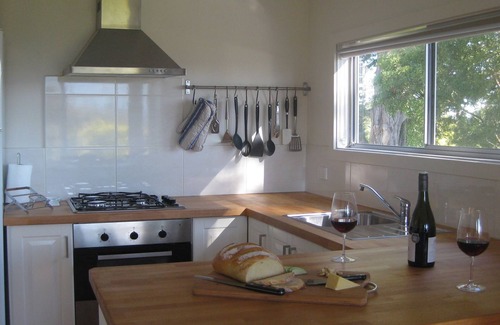 Healesville Cottage | Oakview Cottage in Healesville