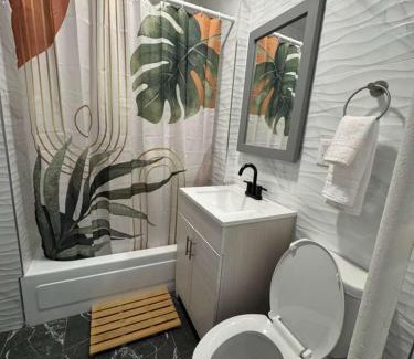 Central New York City House | Oasis Apartment by Columbus Circle & Times Square in Manhattan