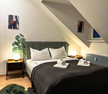 Mickten Apartment | Oasis Appart - Wohnen am Elbtal - Balkon - Netflix - Tiefgarage
