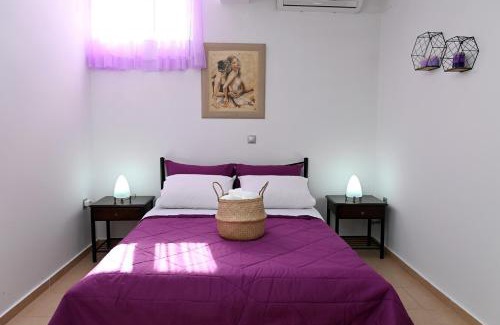 Kefalari Apartment | Oasis Lower Ground Floor Apartment