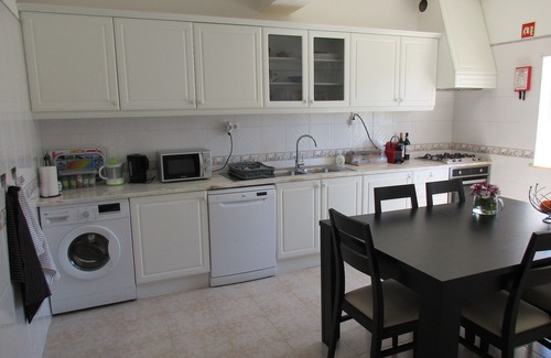 Monte Raposo Villa | Oasis of tranquility - Villa with secure pool and large garden
