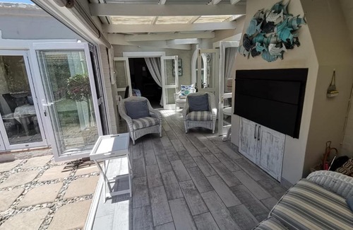 Chanteclair House | Ocean and mountain breeze