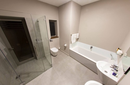 Summerstrand Bed & Breakfast | Ocean Bay Guest House