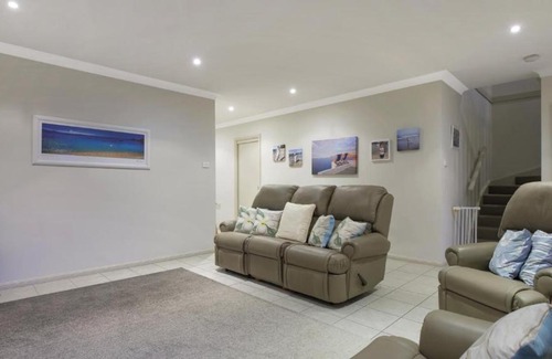 Umina Beach House | Ocean Beach Holiday House