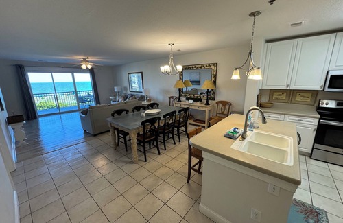 Isle of Palms Condo | Ocean Boulevard Oasis - Beachfront, Spectacular Ocean View, Pool, Beach Access!