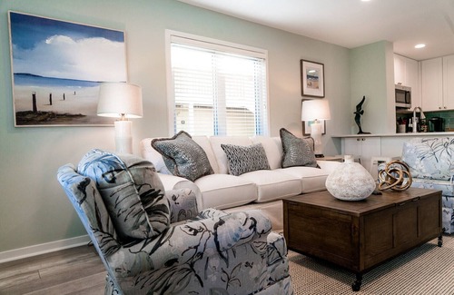 Isle of Palms Condo | "Ocean Breeze" - Almost Ocean Front with Tons of Ocean Views - pool access