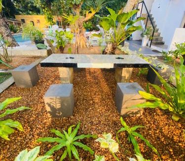 Balapitiya Bed & Breakfast | Ocean Caves, Balapitiya