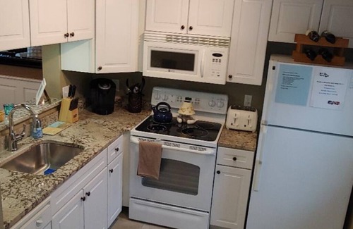 Brewster Condo | Ocean Edge Townhome - Fully Renovated & Spotless w/AC!