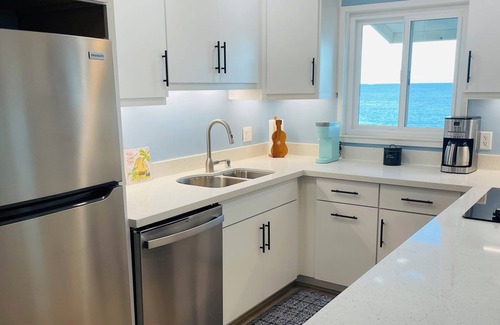 Kahaluu-Keauhou House | OCEAN FRONT 2bd/rm Townhome New Remodel Ocean and Sunset Views AC Pickleball!