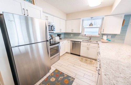 Satellite Beach Condo | Ocean Front Complex -Beautiful Panoramic Views of the Ocean!