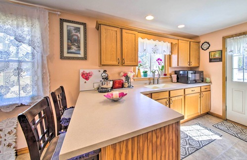 Bath House | Ocean Inlet Cottage w/Deck & Grill!