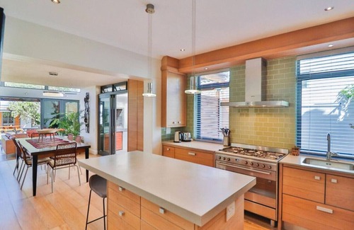 Eastcliff House | Ocean Reeds 11 | Luxury Holiday Home | Space for 2 families