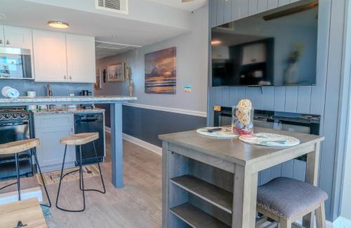 Myrtle Beach Ski Chalet | Ocean View Double Suite! Sleeps 4 Meridian Plaza 705